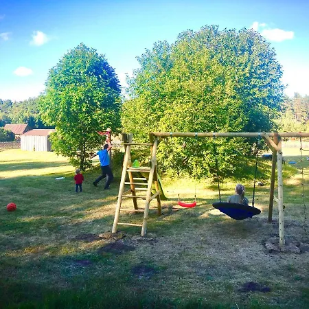 Hirve Holiday * Mändjala